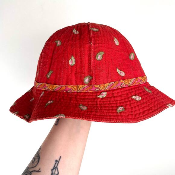 90s Vintage Quilted Paisley Bucket Hat Red - Picture 3 of 8